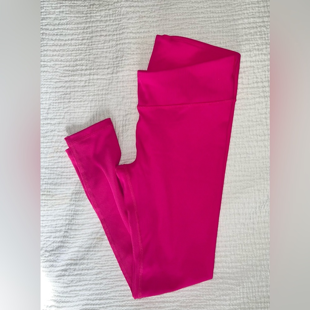 Maternity GapFit Under Belly Rib Blackout 7/8 Leggings Sz M